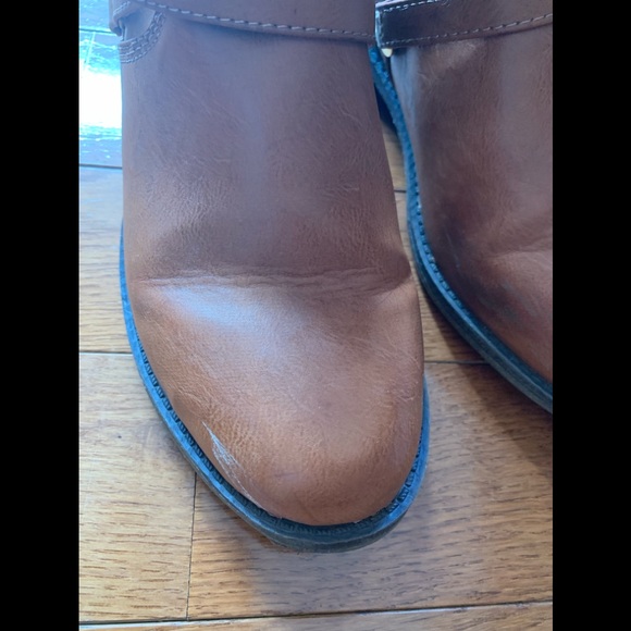 🔥Steve Madden Tan Buckle Boots🔥 - Picture 7 of 9